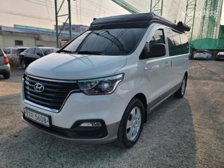 Hyundai Starcraft