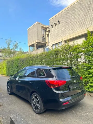Kia Ceed 2013 photo 2