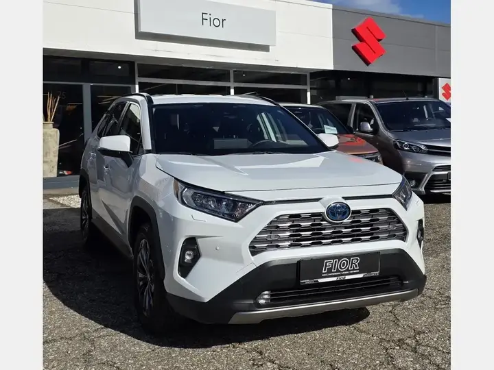 Toyota Rav4 2025 photo 3