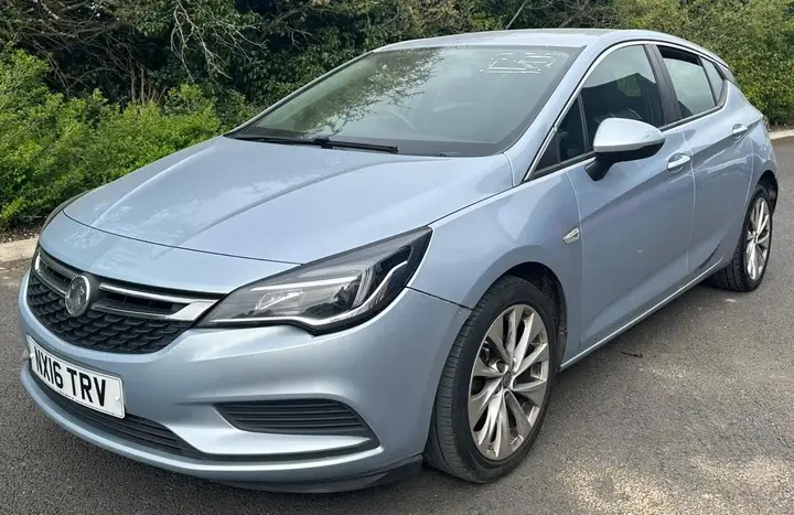 Vauxhall Astra 2016 photo 3