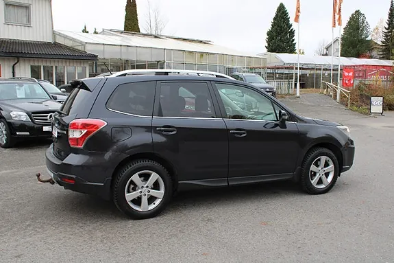 Subaru Forester 2013 photo 2