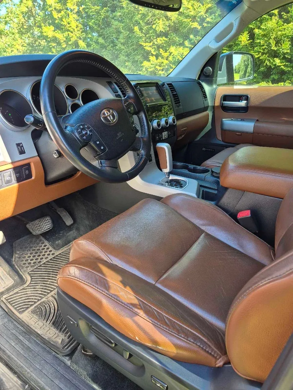 Toyota Sequoia 2008 photo 4