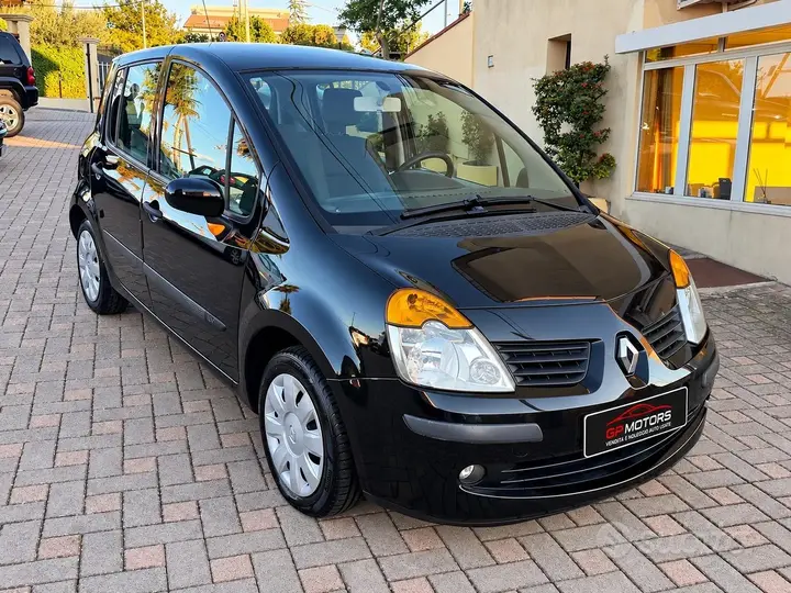 Renault Modus 2007 photo 2