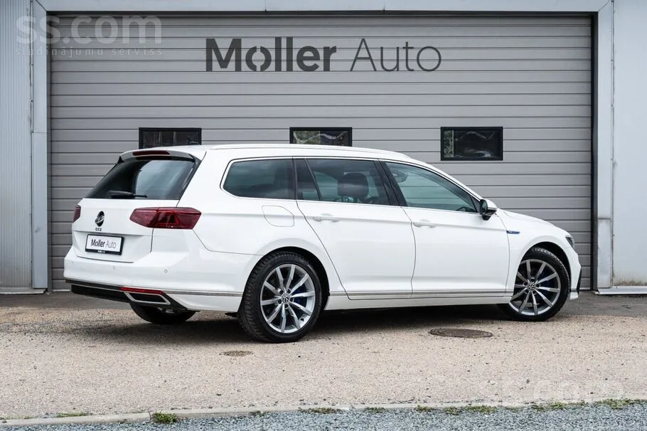 Volkswagen Passat 2022 photo 3