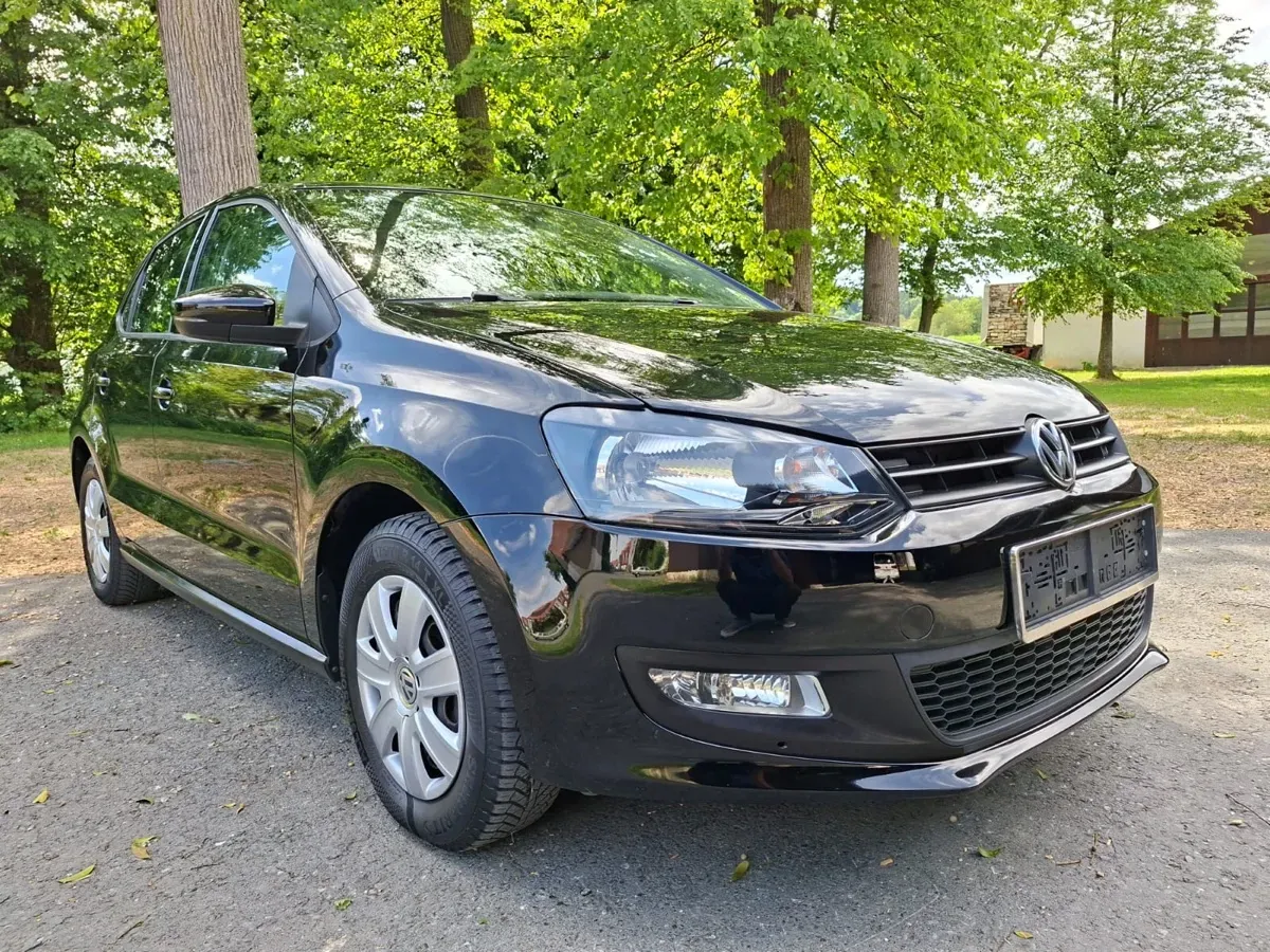 Volkswagen Polo 2010 photo 3