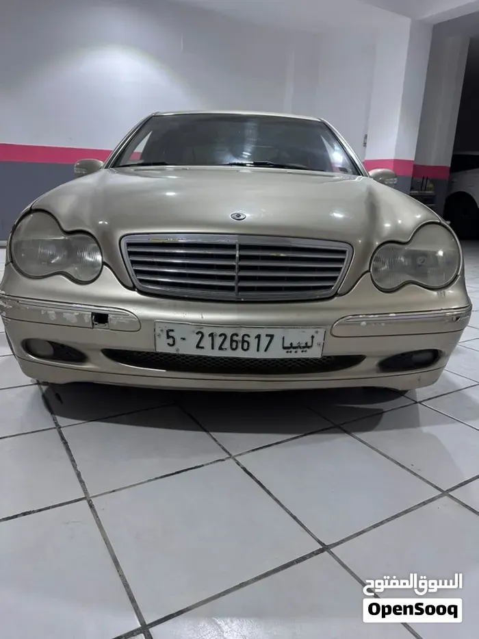 Mercedes-Benz C-Class 2006 photo 5