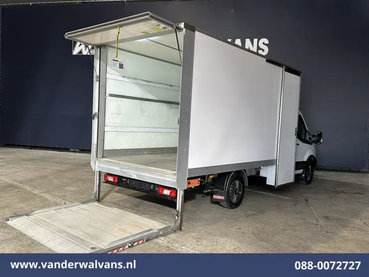 Ford Transit 2020 photo 2