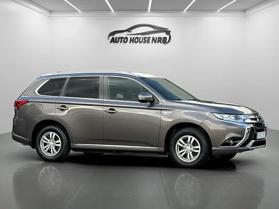 Mitsubishi Outlander 2016 photo 4