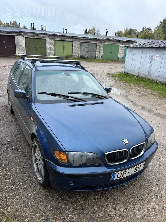 BMW 320 2002 photo 2