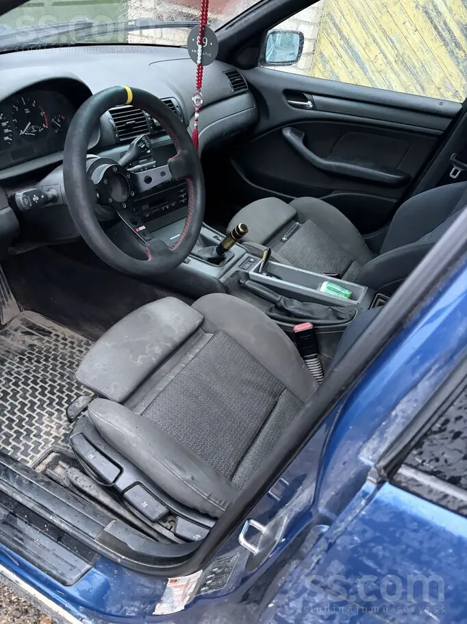 BMW 320 2002 photo 4