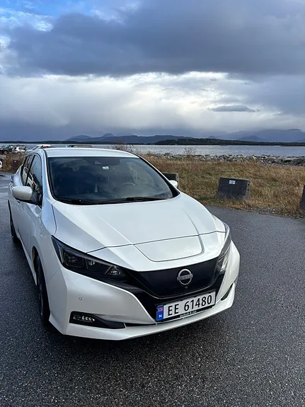Nissan Leaf 2022 photo 2