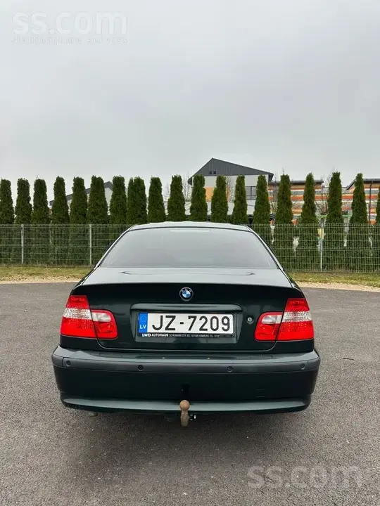 BMW 318 2002 photo 5