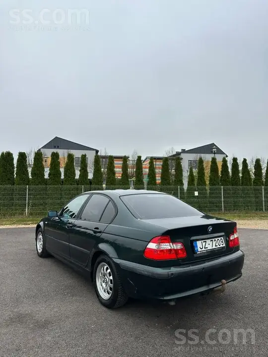 BMW 318 2002 photo 4