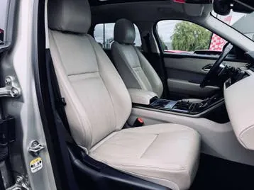 Land Rover Range Rover Velar 2018 photo 3