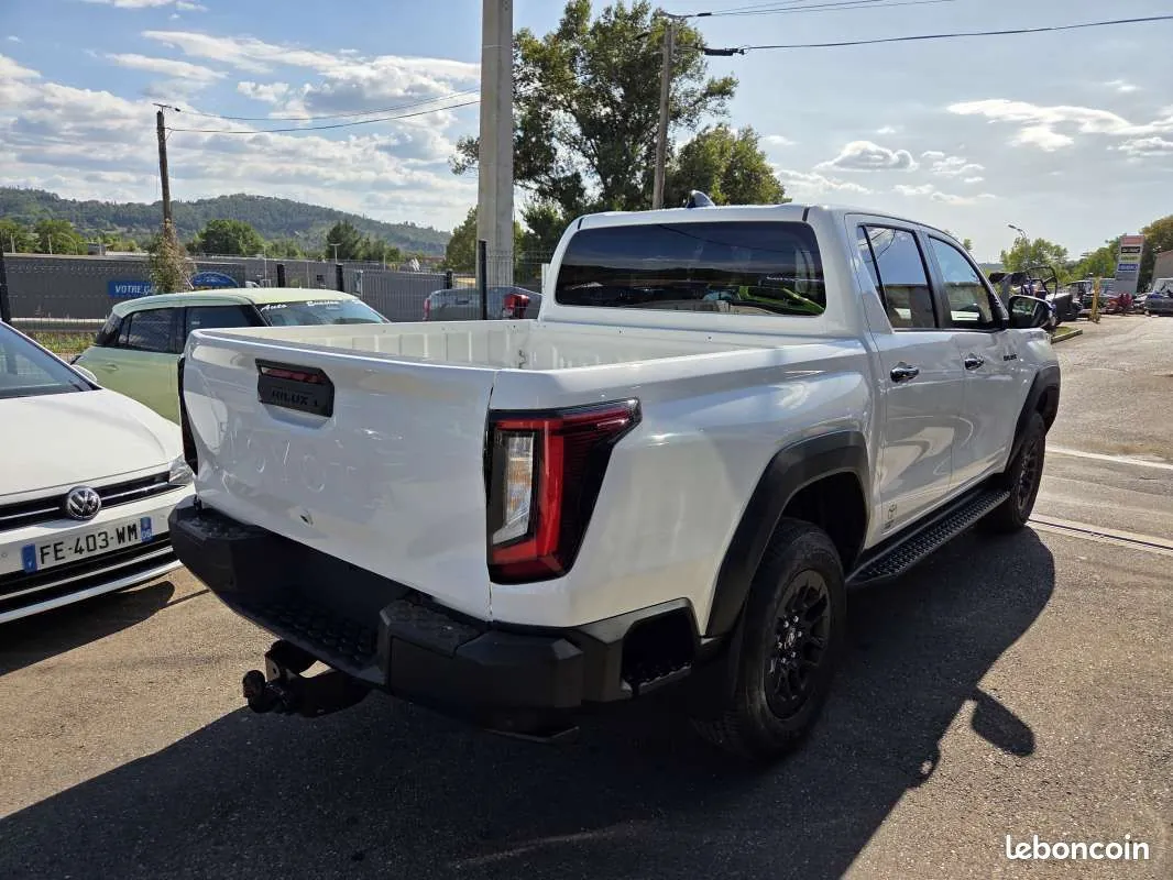 Toyota Hilux 2026 photo 3