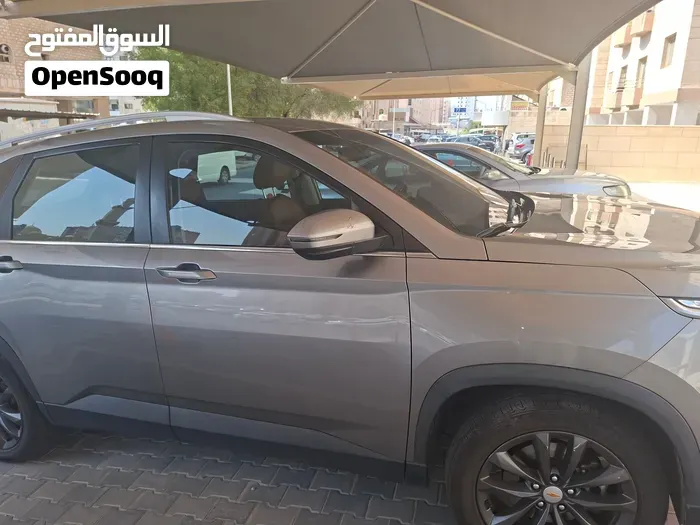 Chevrolet Captiva 2023 photo 2