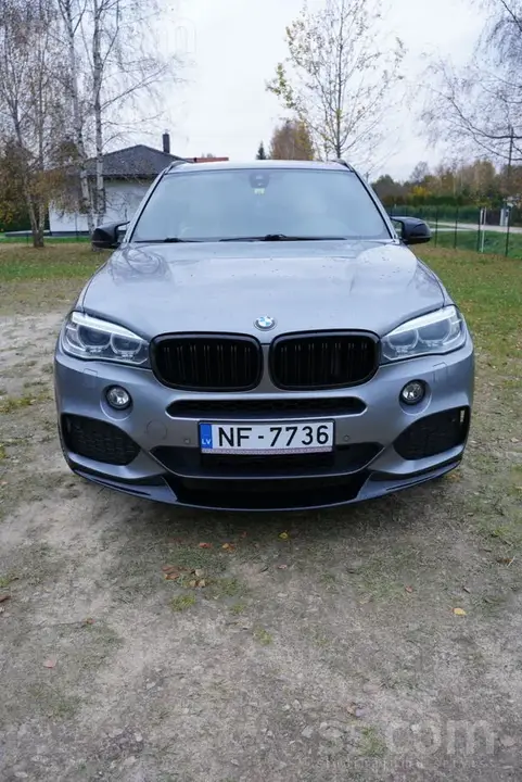 BMW X5 2015 photo 2