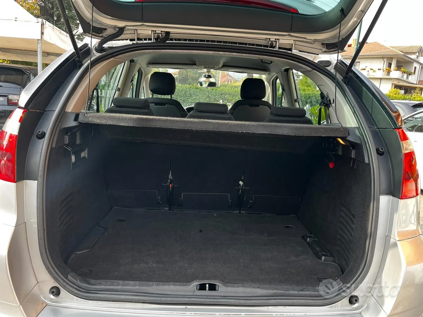 Citroen C4 Picasso 2009 photo 5