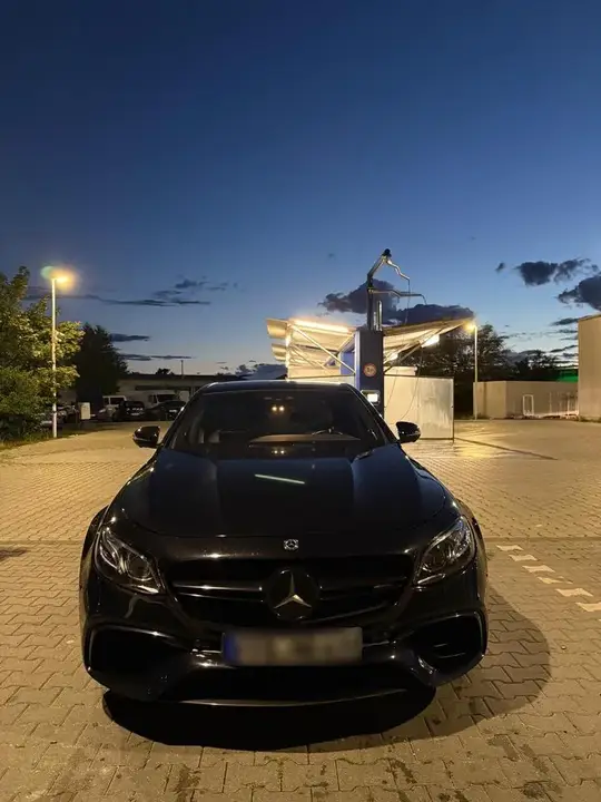 Mercedes-Benz E63S Amg