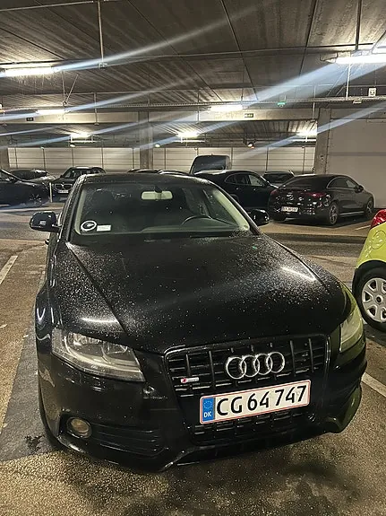 Audi A4 2008 photo 2