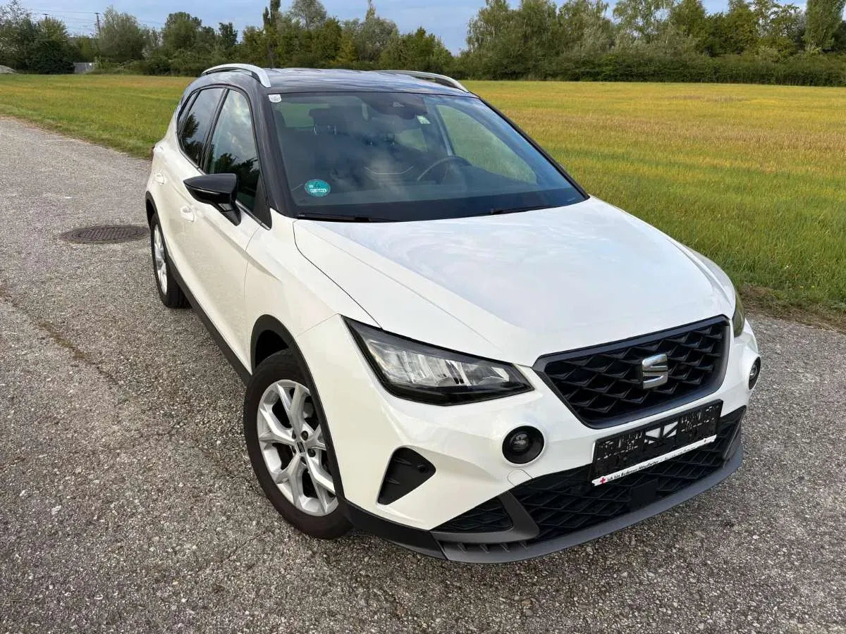 Seat Arona 2022 photo 3