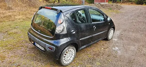 Citroen C1 2010 photo 3