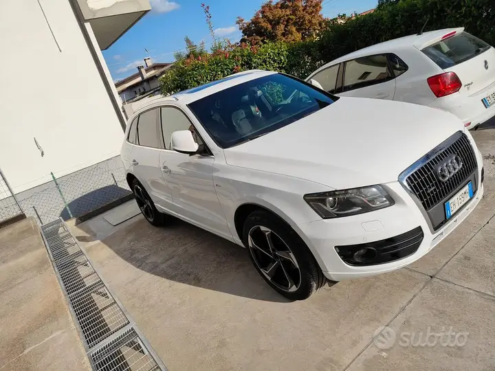 Audi Q5 2010 photo 3