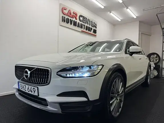 Volvo V90 Cross Country