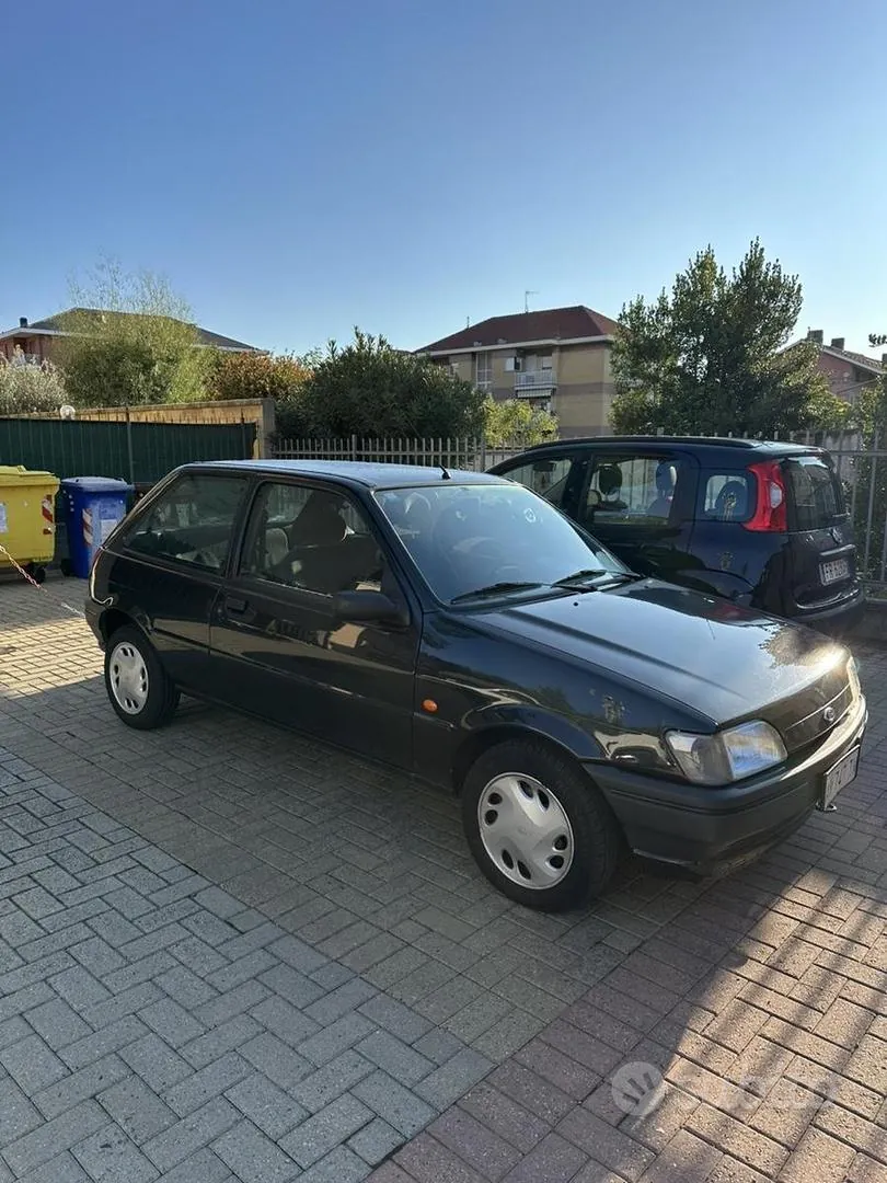 Ford Fiesta 1995 photo 2