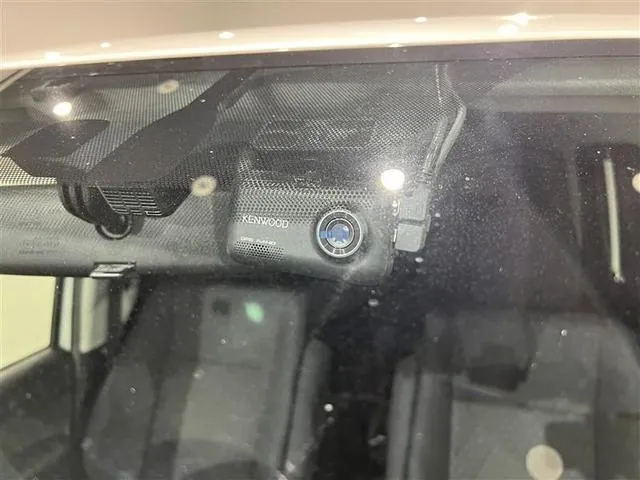 Toyota Corolla Hybrid 2014 photo 5