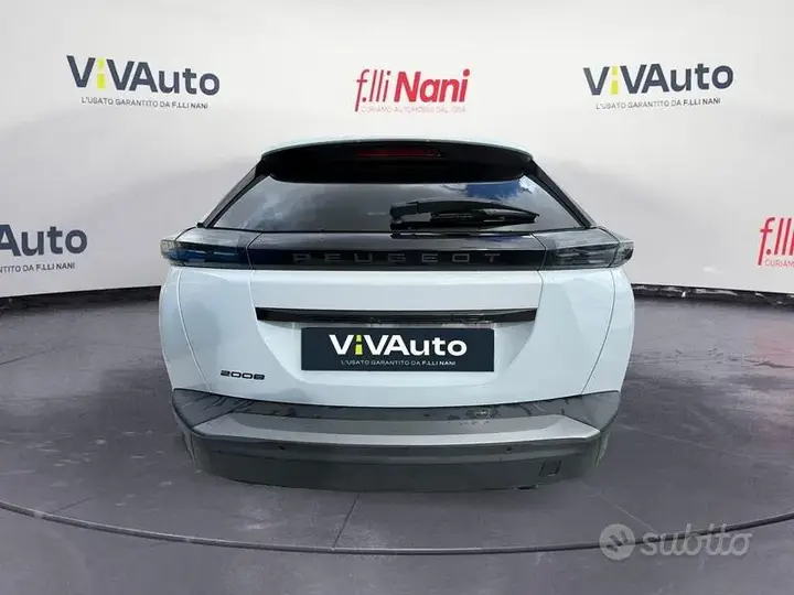Peugeot 2008 2023 photo 4