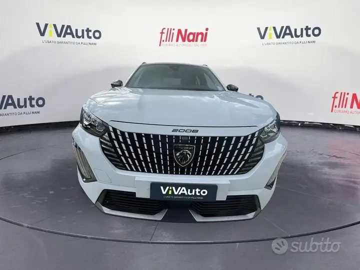 Peugeot 2008 2023 photo 3