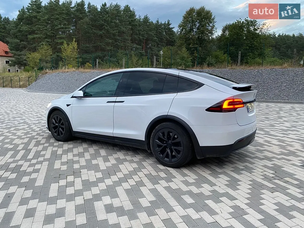 Tesla Model X 2022 photo 5