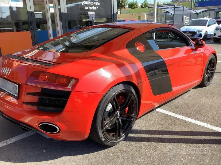 Audi R8 2009 photo 5