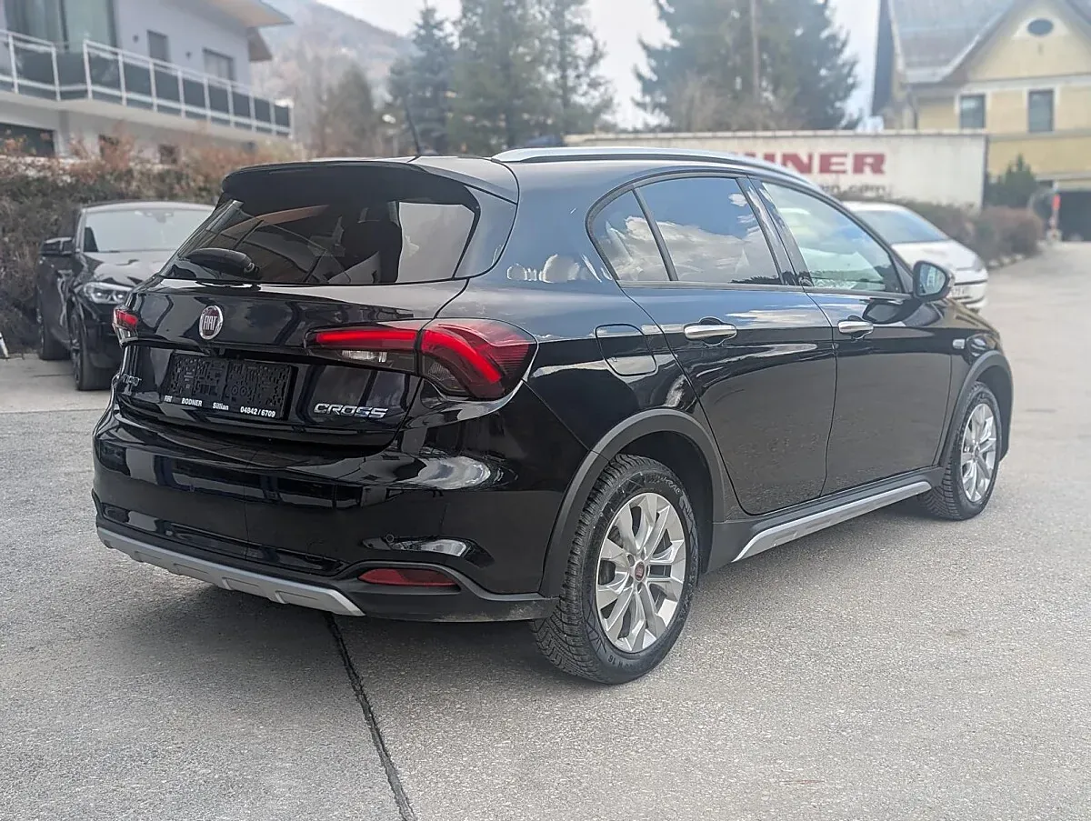 Fiat Tipo Cross 2021 photo 3