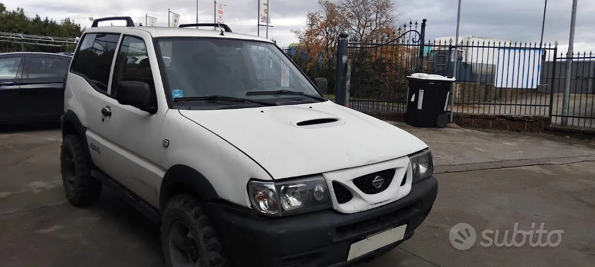 Nissan Terrano Ii 2001 photo 4
