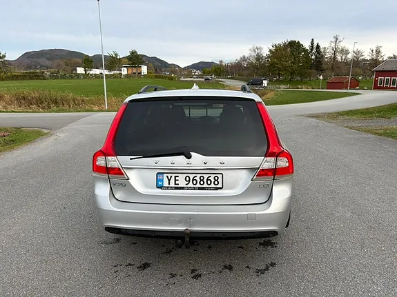 Volvo V70 2014 photo 5