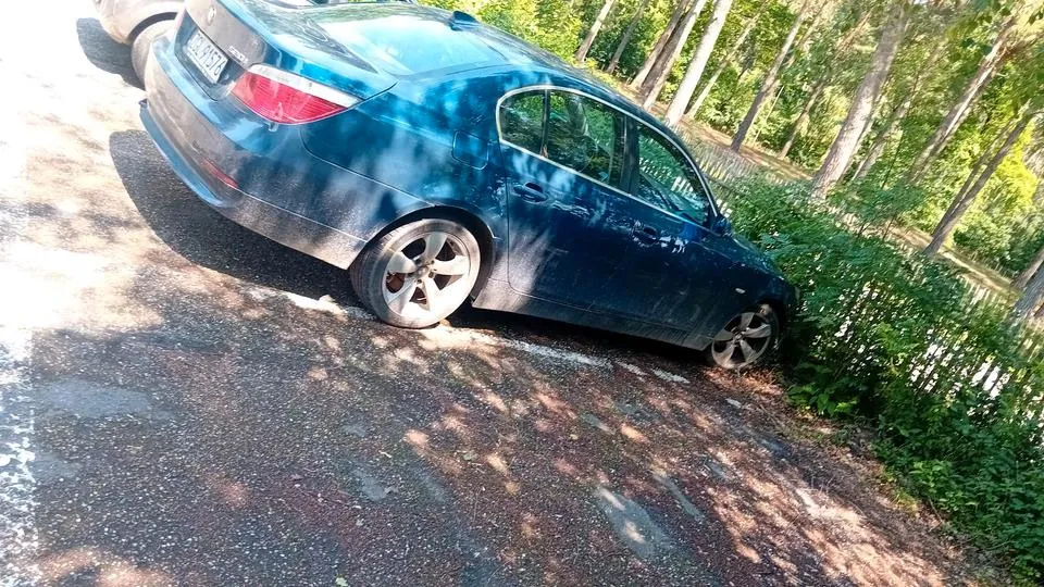 BMW 520I