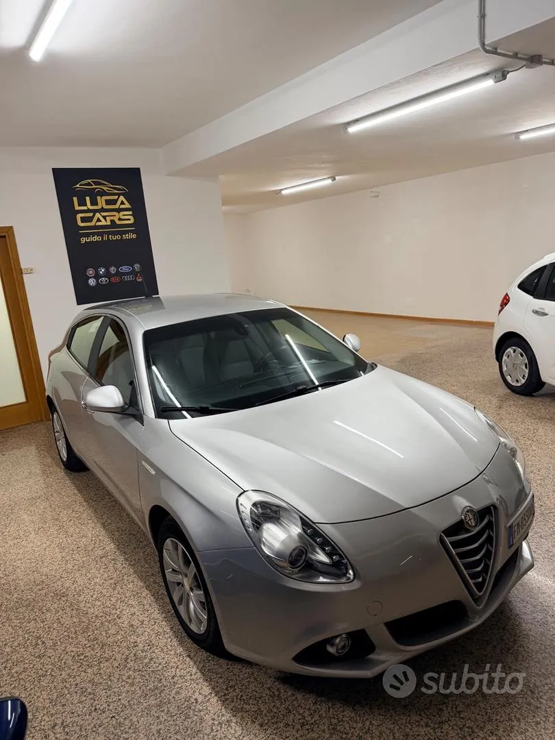 Alfa Romeo Giulietta 2016 photo 5