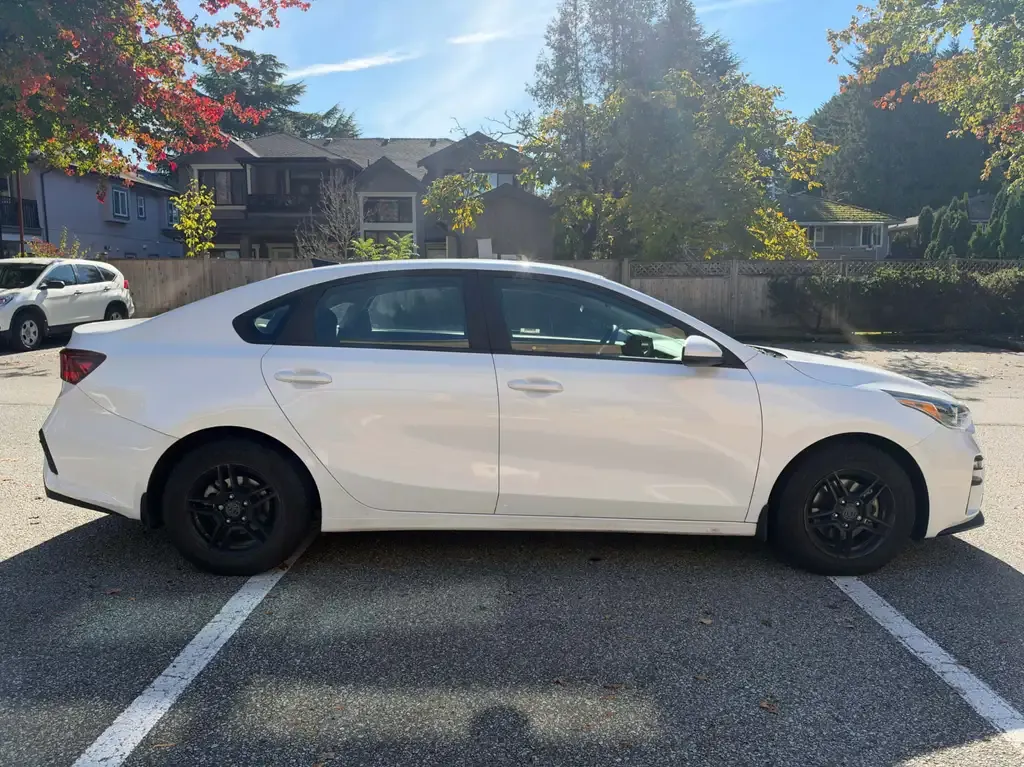 Kia Forte 2020 photo 4