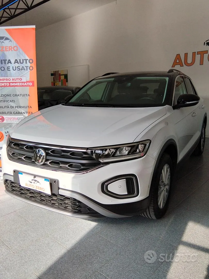 Volkswagen T-Roc 2023 photo 3