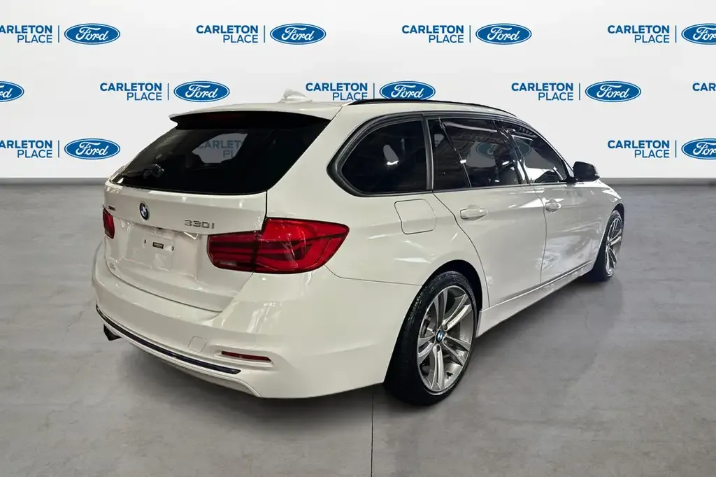 BMW 3 Series 2019 photo 5