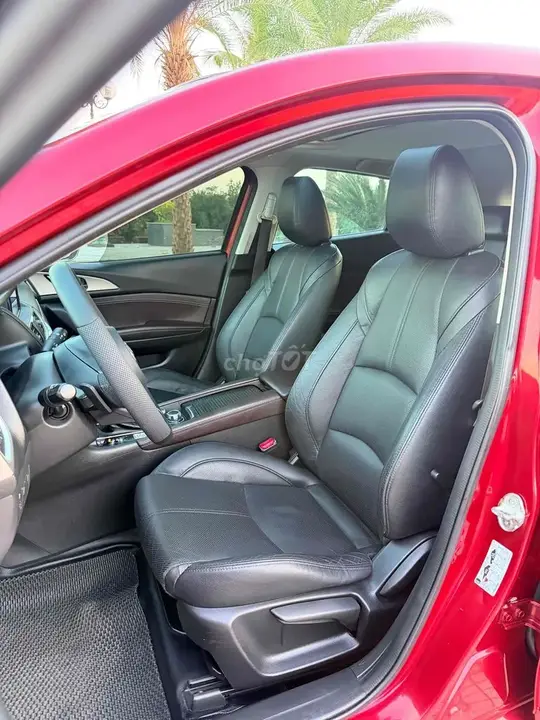 Mazda 3 2018 photo 3