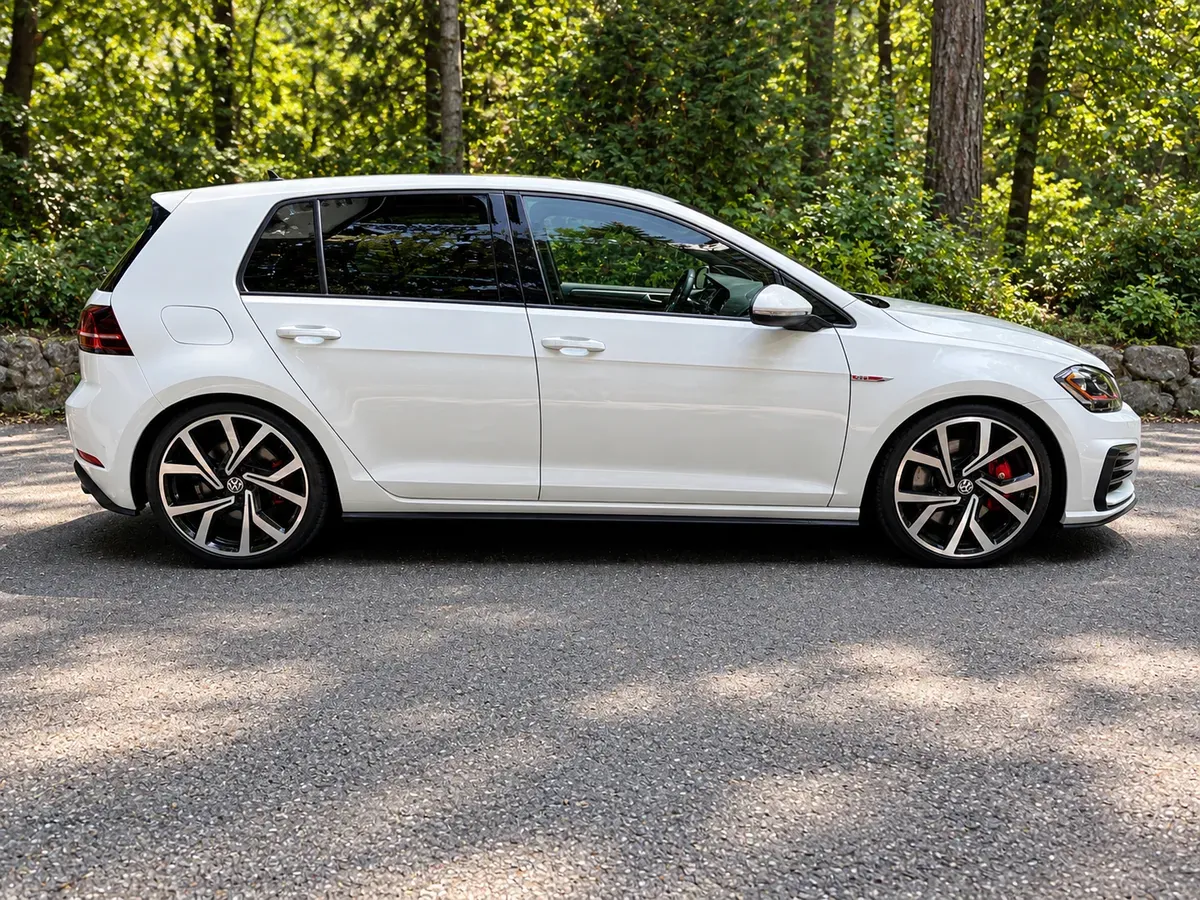 Volkswagen Golf Gti Performance 2.0 Tsi 2017 photo 3