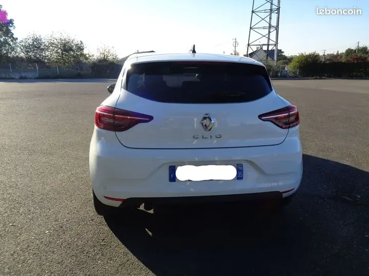 Renault Clio 2023 photo 4