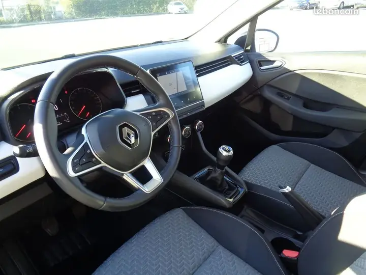 Renault Clio 2023 photo 5