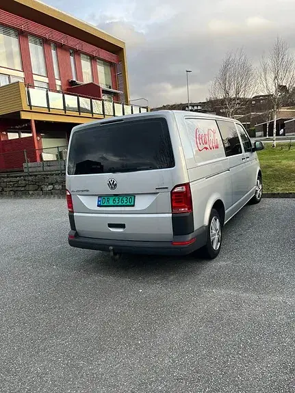 Volkswagen Transporter 2019 photo 2