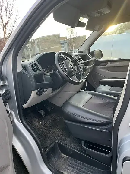 Volkswagen Transporter 2019 photo 4
