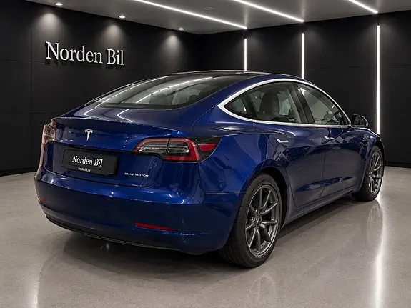 Tesla Model 3 2020 photo 4