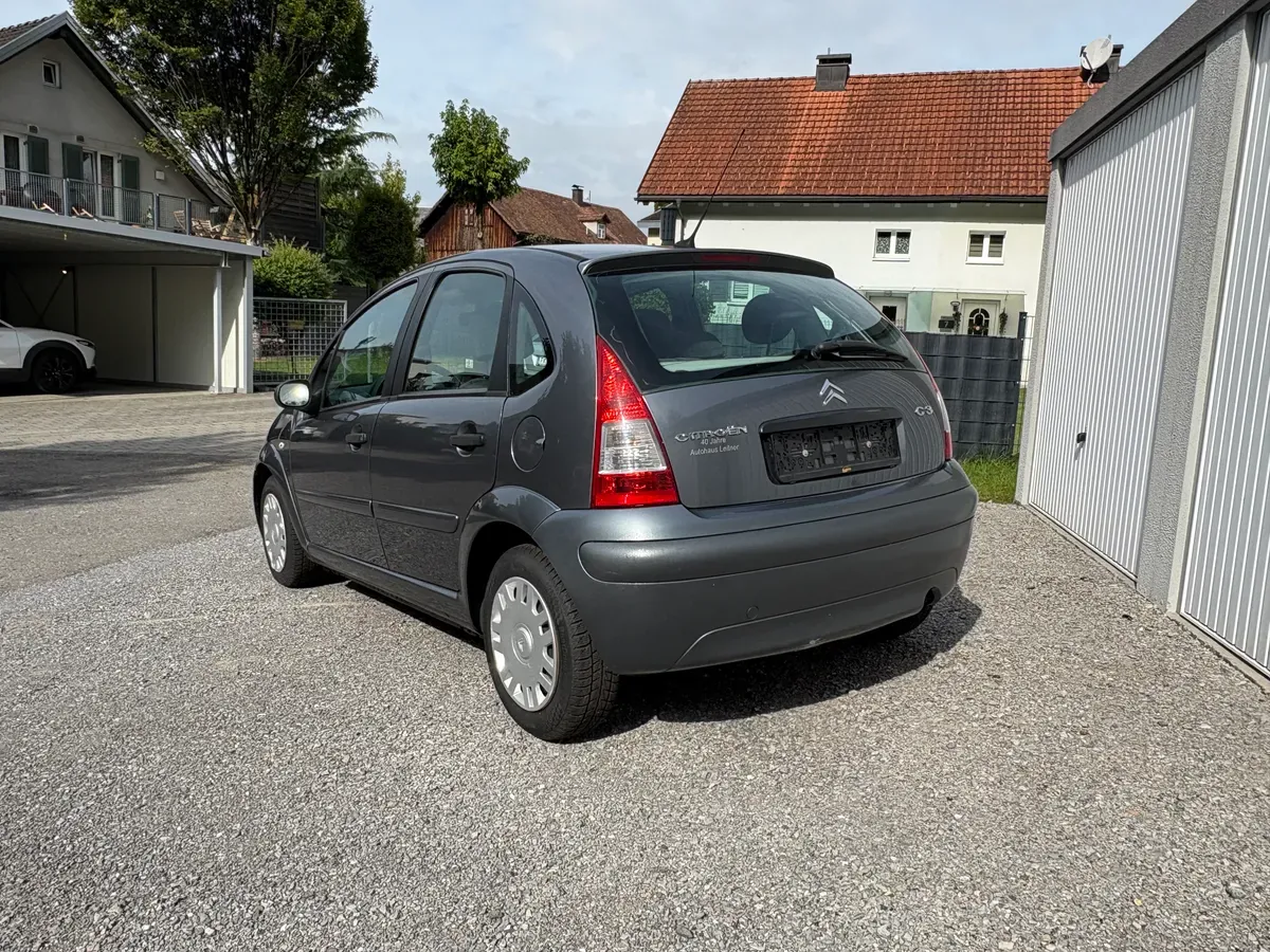Citroen C3 2008 photo 3
